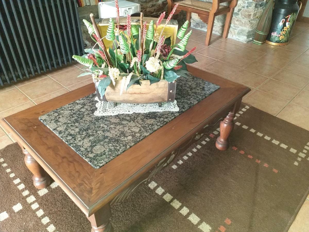 Casa Quiroga Bed & Breakfast Lamas ภายนอก รูปภาพ